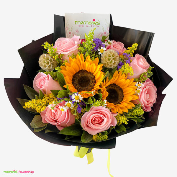 Ramo BESO EN FLOR MIXTO - Mezcla de rosas, scabiosas y girasoles - Ramo surtido El Salvador