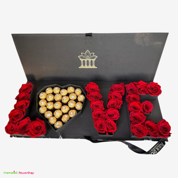 Caja LOVE - Caja especial en forma de corazón con rosas y chocolates - Regalo de lujo El Salvador